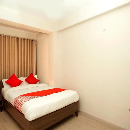 Oyo 626 Hotel Himchuli Катманду Экстерьер фото