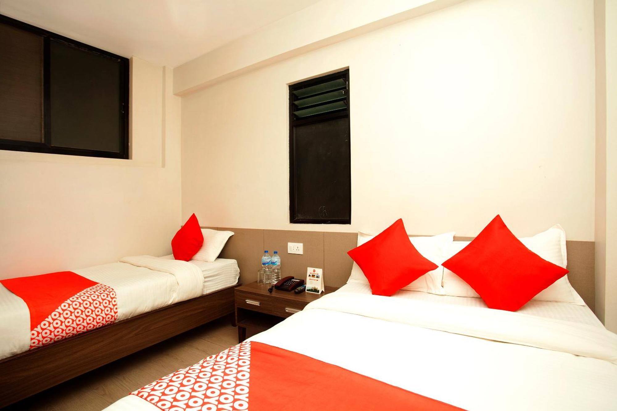Oyo 626 Hotel Himchuli Катманду Экстерьер фото