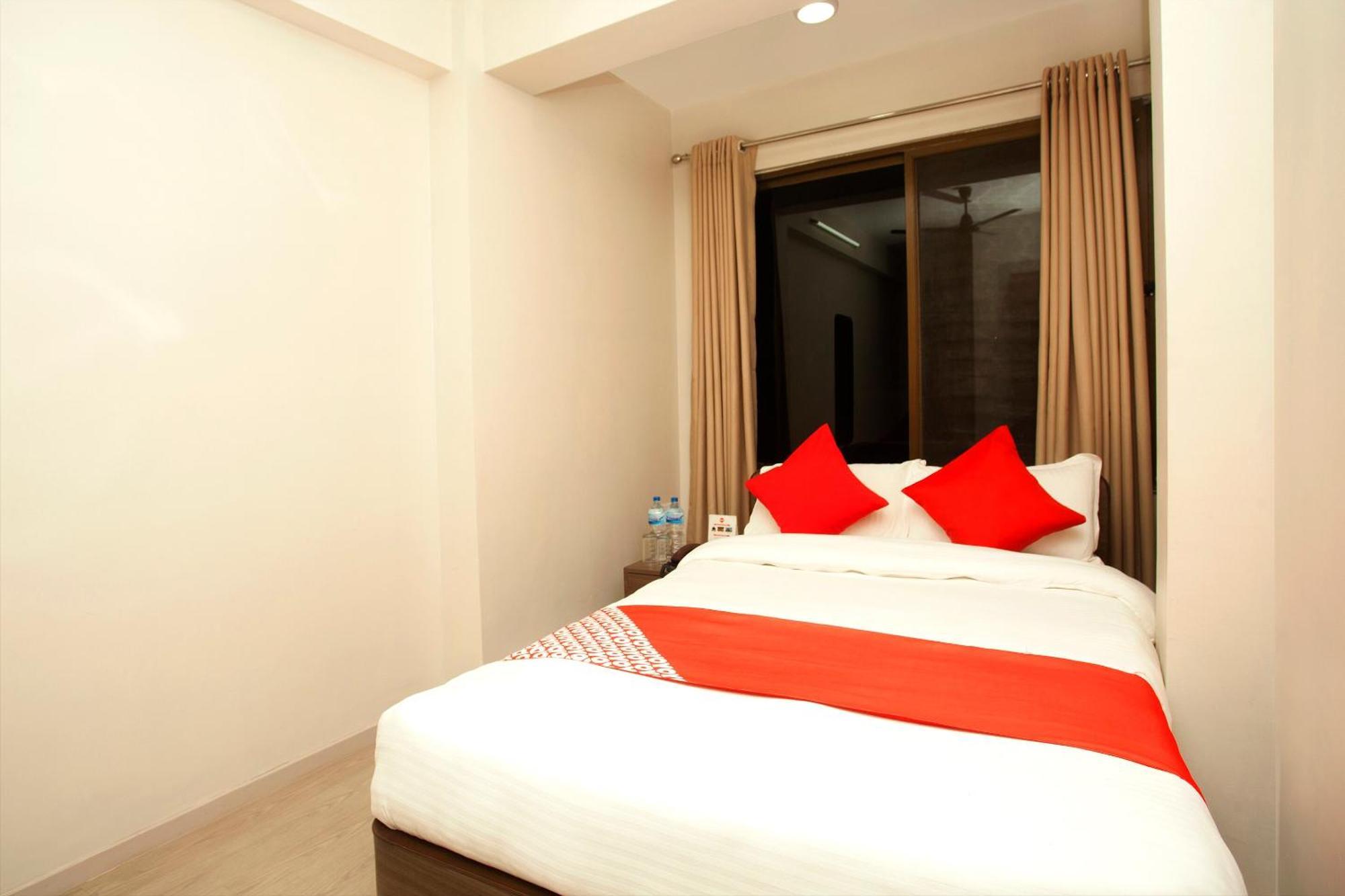 Oyo 626 Hotel Himchuli Катманду Экстерьер фото